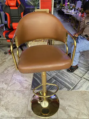 Stool ,Golden Colour Bar Stools for Saloon and Home Use