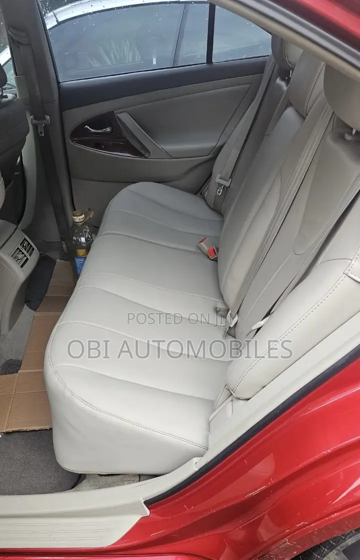 Toyota Camry 2011 Red