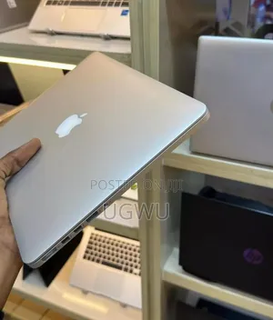 Laptop Apple MacBook Air 2017 8GB Intel Core i5 SSD 500GB