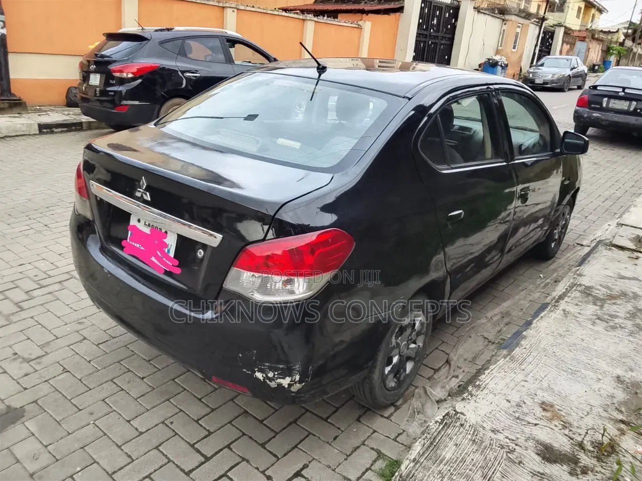 Mitsubishi Attrage 2013 Black
