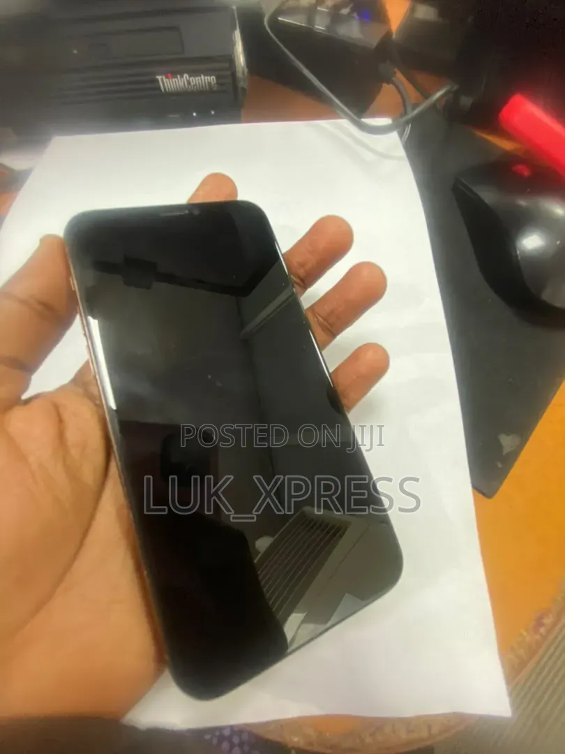Apple iPhone 11 Pro 64 GB Gold