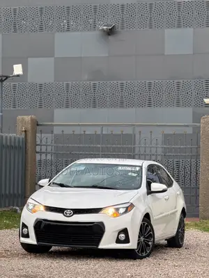 Toyota Corolla S Premium 4dr Sedan (1.8L 4cyl CVT) 2016 White
