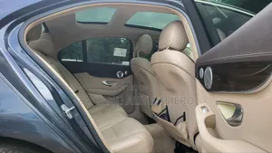 Mercedes-Benz C300 2015 Gray