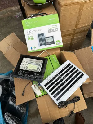 Ultra-Bright Solar Flood Light With Remote Control (500w)