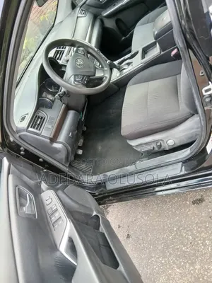 Toyota Camry 2016 Black