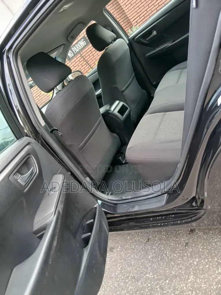 Toyota Camry 2016 Black