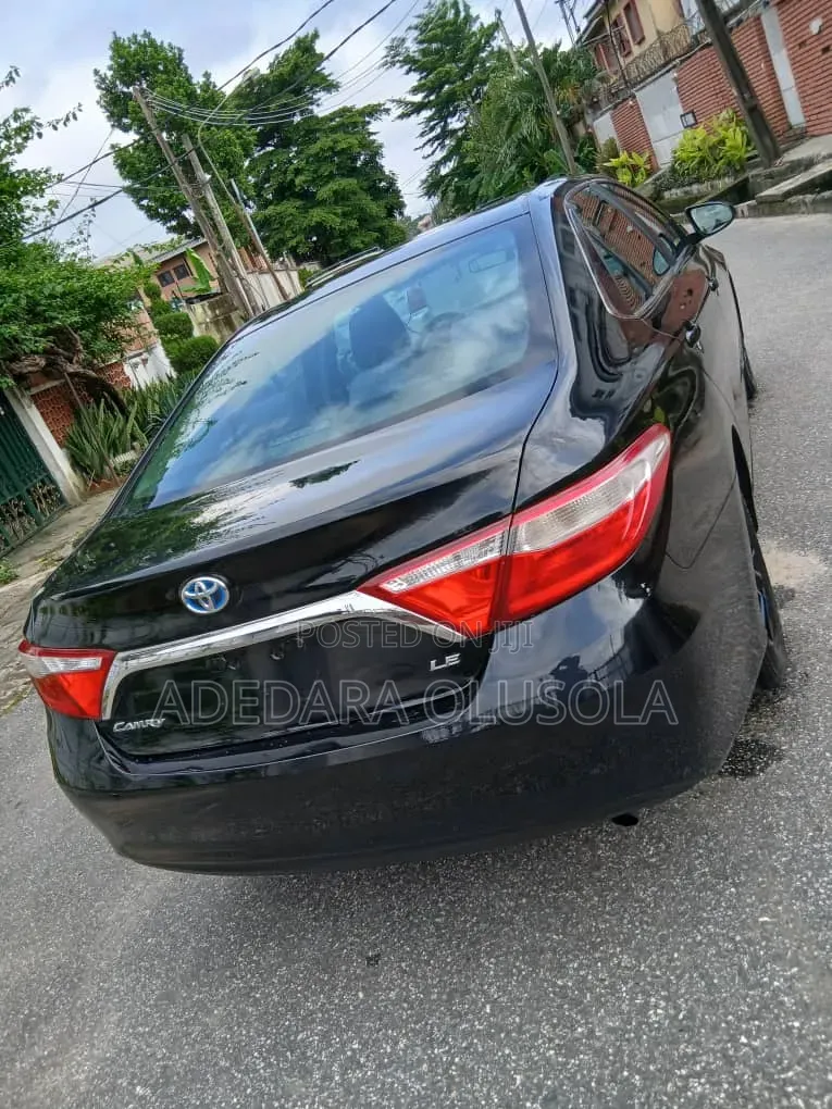 Toyota Camry 2016 Black