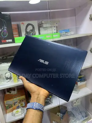 Laptop Asus Vivobook 15 4GB Intel Celeron SSD 128GB