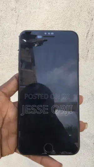 Apple iPhone 7 Plus 32 GB Black