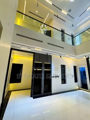 5bdrm Duplex in Guzape for sale