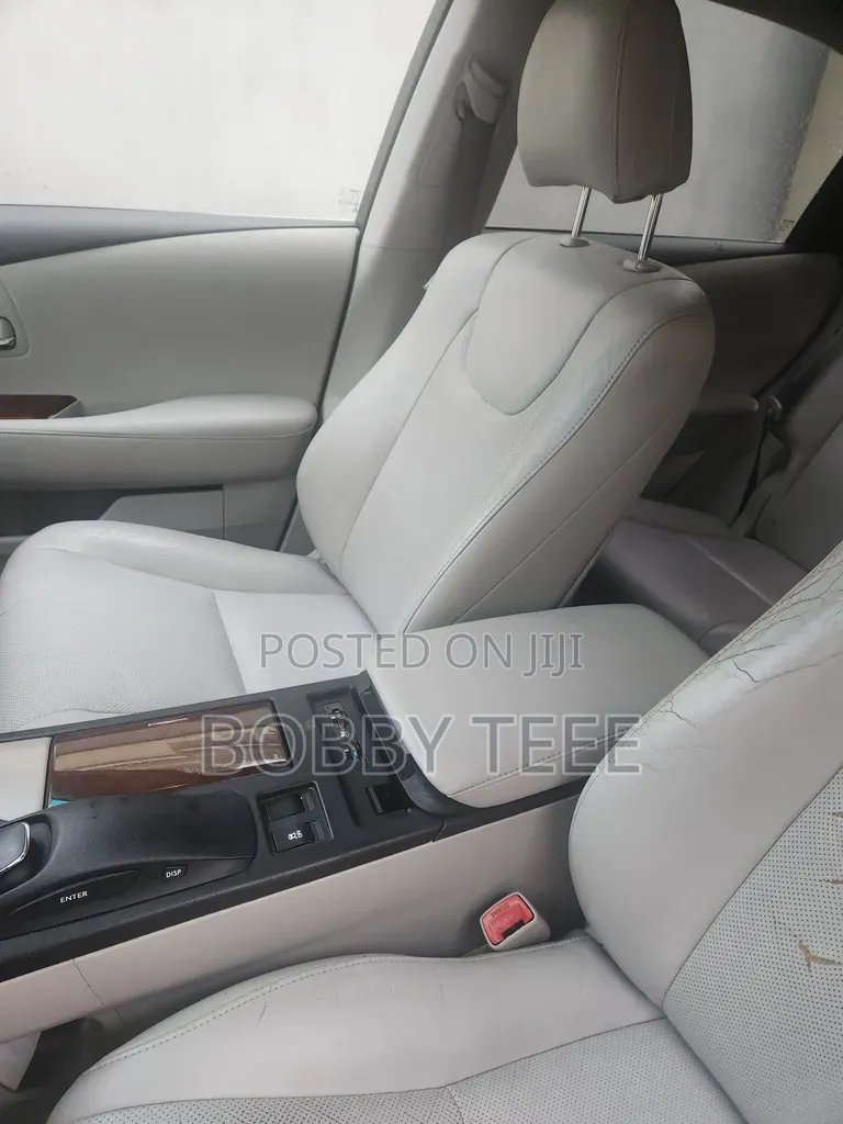 Lexus RX 350 FWD 2012 Gray