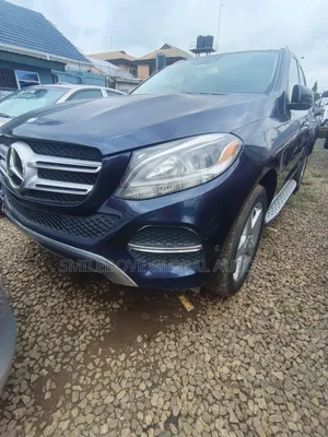 Mercedes-Benz GLE-Class 2018 Blue