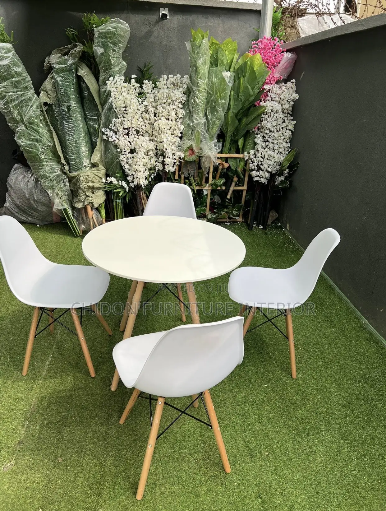 Restaurant Dining Table and 4 Chairs