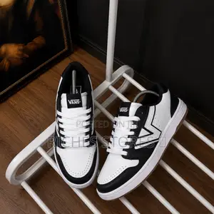 Vans Lowland 2.0 Black/White Sneakers