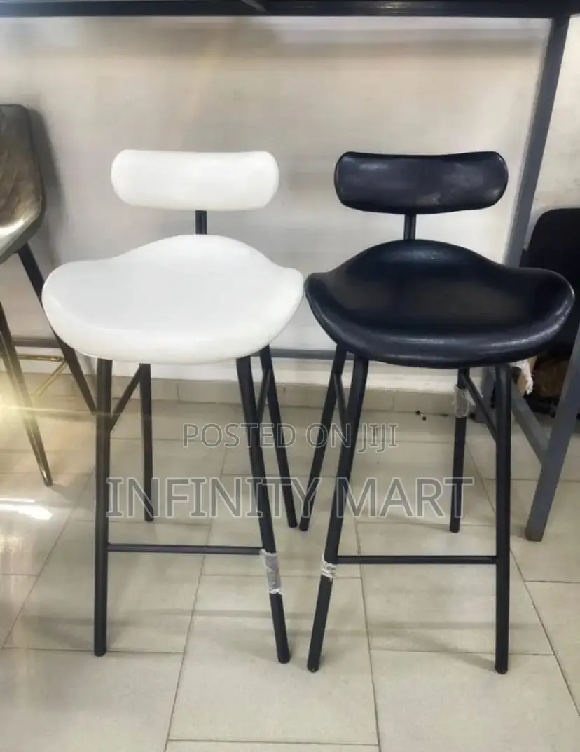 Curved Design Bar Stool.