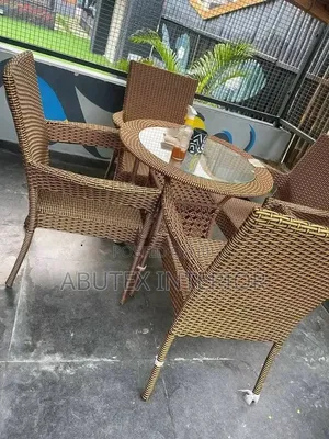 Mini Rattan Quality Dinning and Restaurants Set Up Table