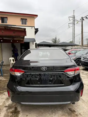 Toyota Corolla 2022 Black