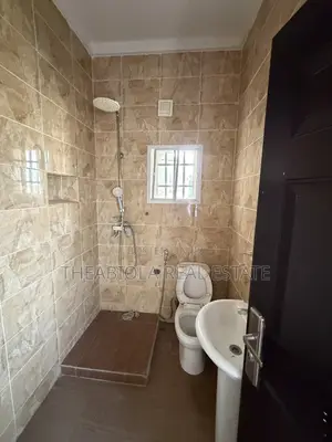3bdrm Apartment in Katampe Main, Abuja for rent