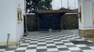 Super Royal Tiles