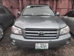 Toyota Highlander 2005 Gray