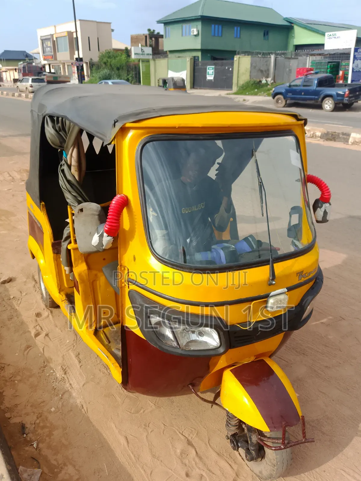 TVS 2022 Yellow