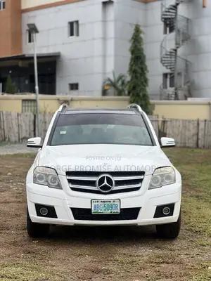 Mercedes-Benz GLK-Class 350 2011 White