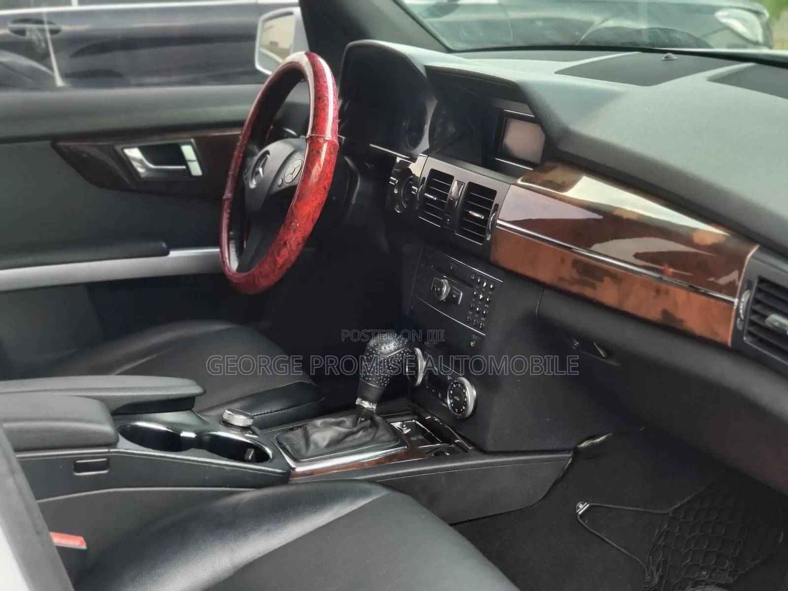 Mercedes-Benz GLK-Class 350 2011 White