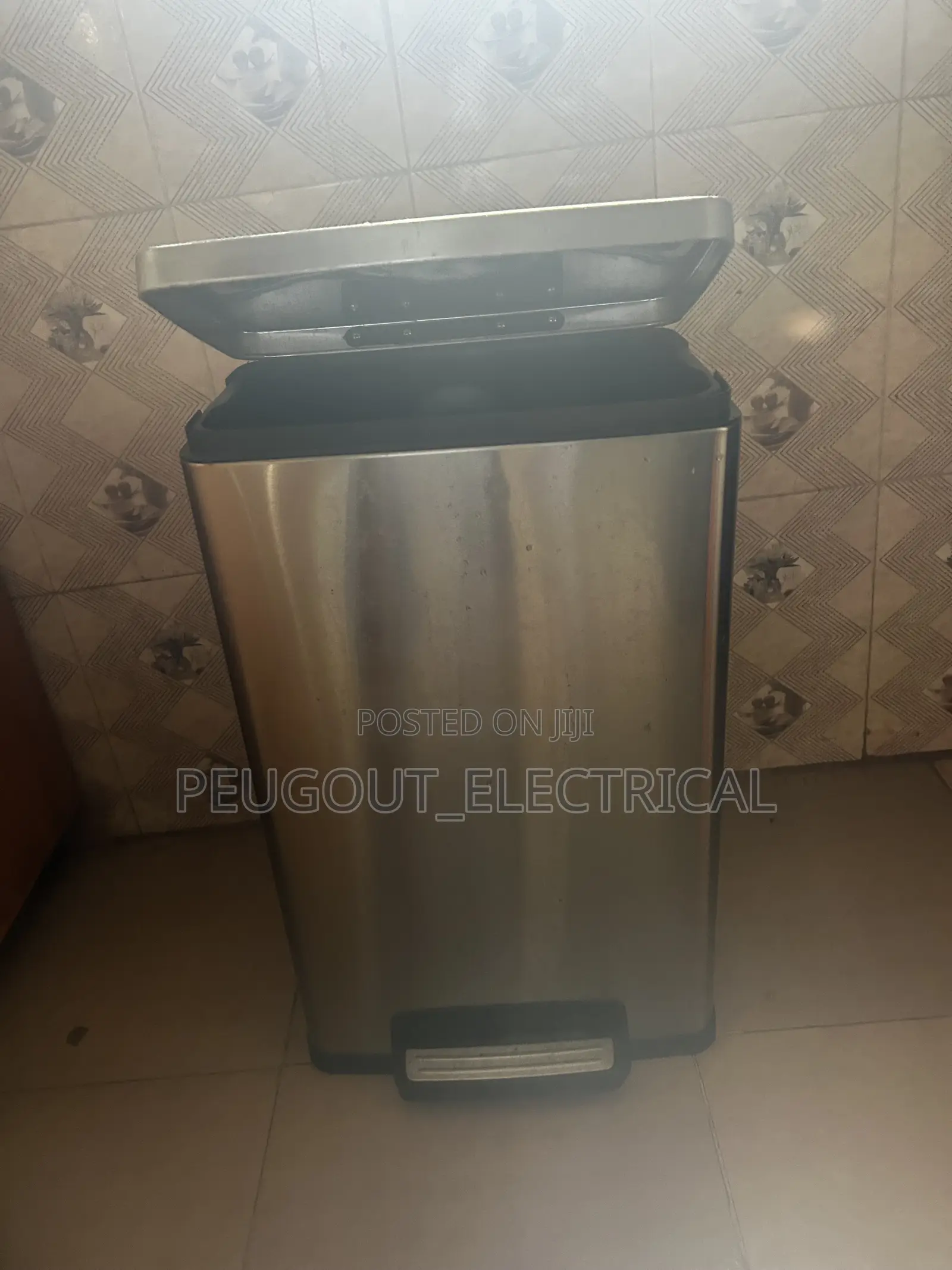 Pedal Dustbin