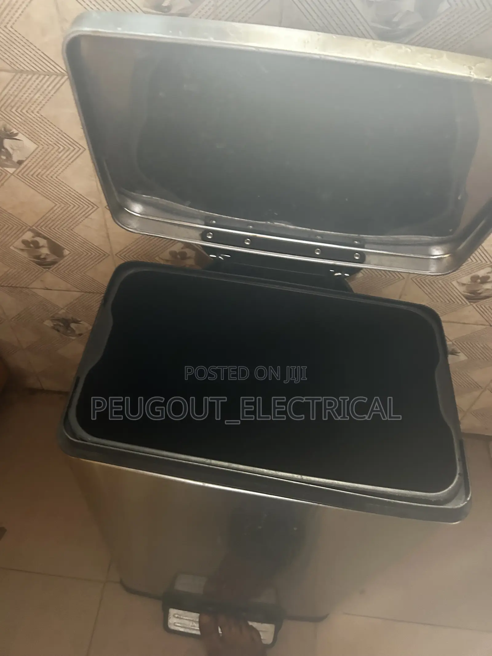 Pedal Dustbin