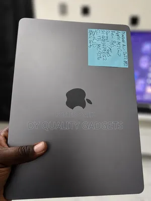 Laptop Apple MacBook Air 2023 M2 8GB Apple M2 SSD 256GB