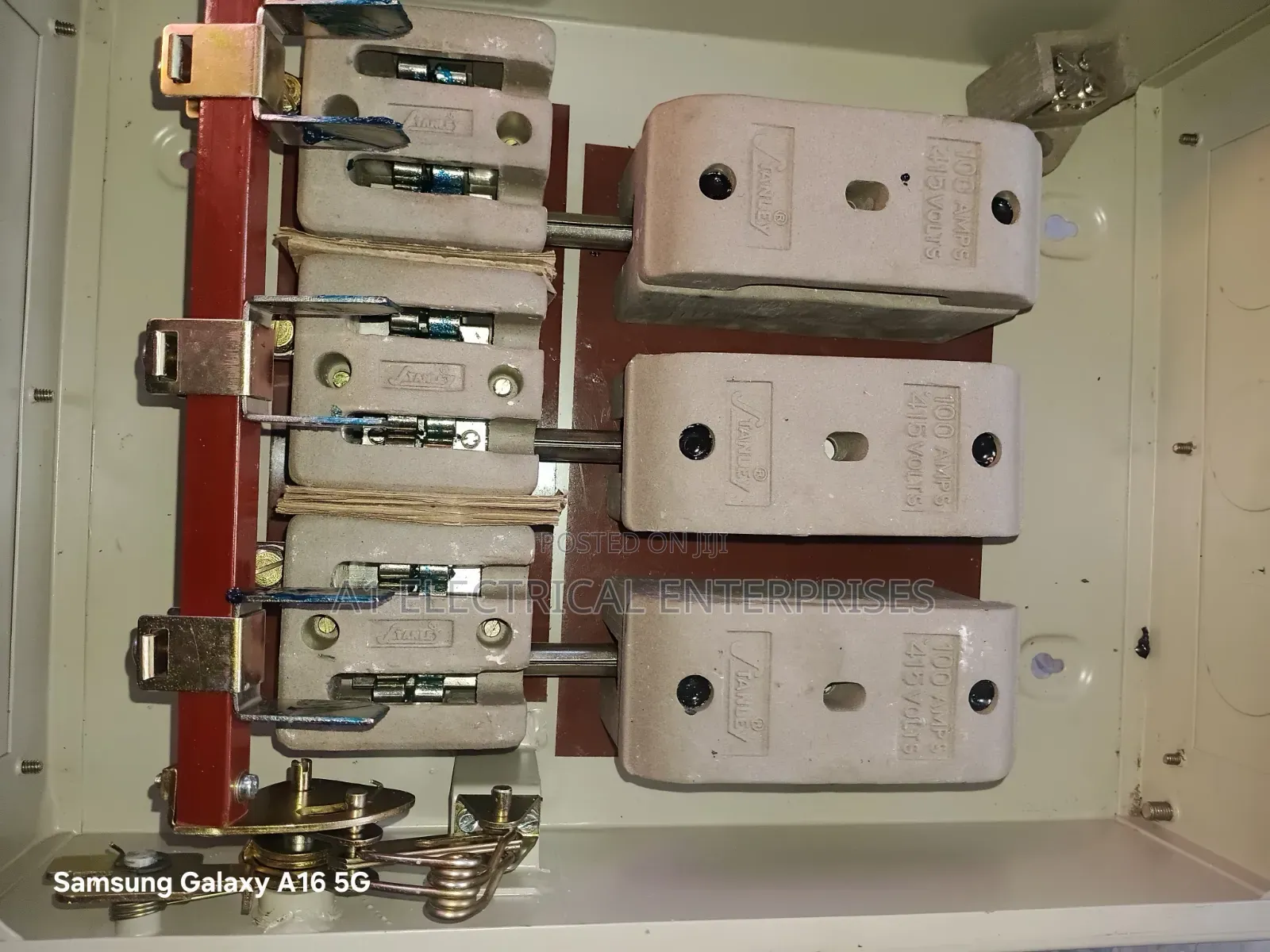 100amps Gears Switch Stanley