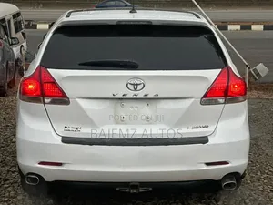 Toyota Venza 2013 White