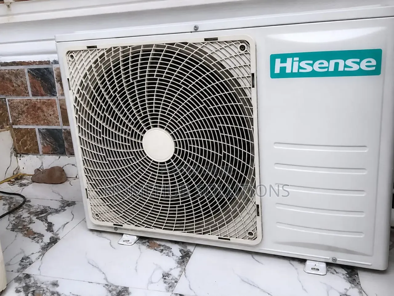 3hp Hisense Standing Air Conditioner With Remote