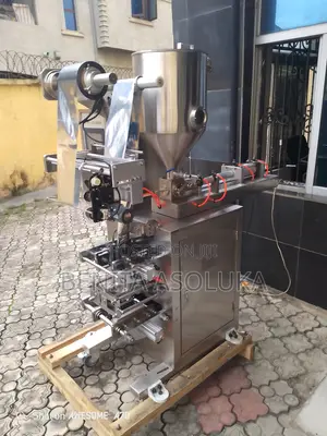 Automatic Liquid Packaging Machine
