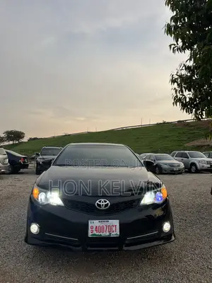 Toyota Camry XLE V6 4dr Sedan (3.5L 6cyl 6A) 2013 Black