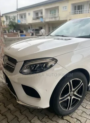 Mercedes-Benz GLE-Class 2017 White