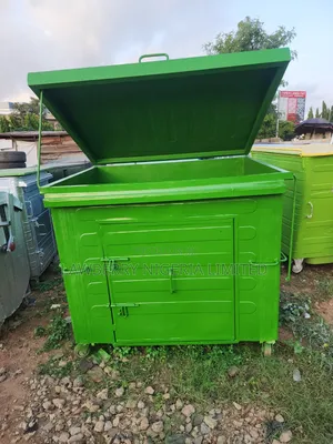 Complete Varieties of Guage and Litres