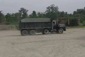 Premium 3⁄4 Inch Granite Chippings