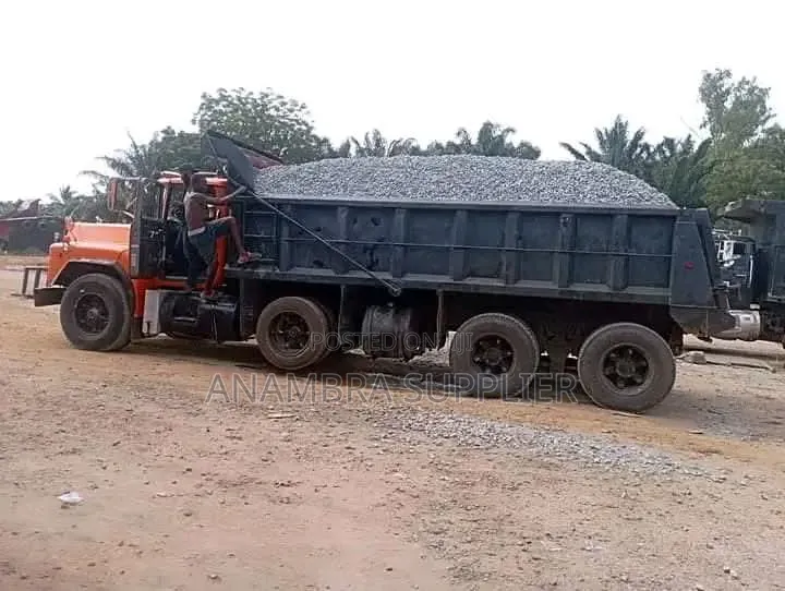 1⁄2 Inch Granite Chippings Supply