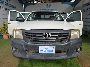 Toyota Hilux 2006 White