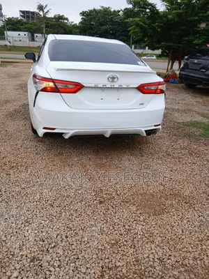 Toyota Camry 2020 White