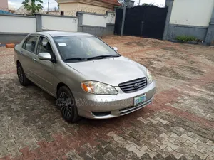 Toyota Corolla 2004 Silver