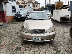 Toyota Corolla LE 2007 Gold