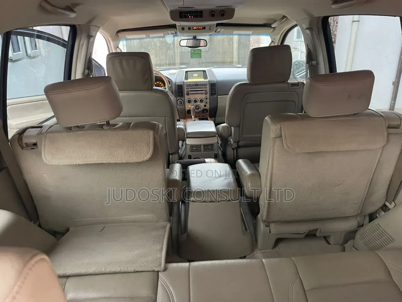 Infiniti QX56 2010 Gray