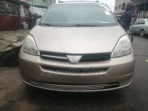 Toyota Sienna XLE Limited AWD 2005