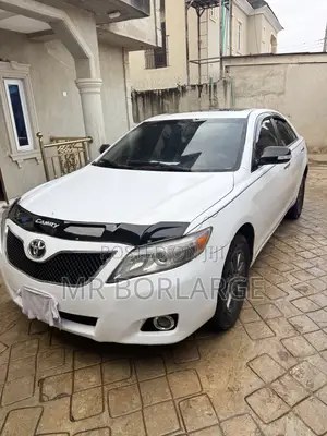 Toyota Camry 2011 White