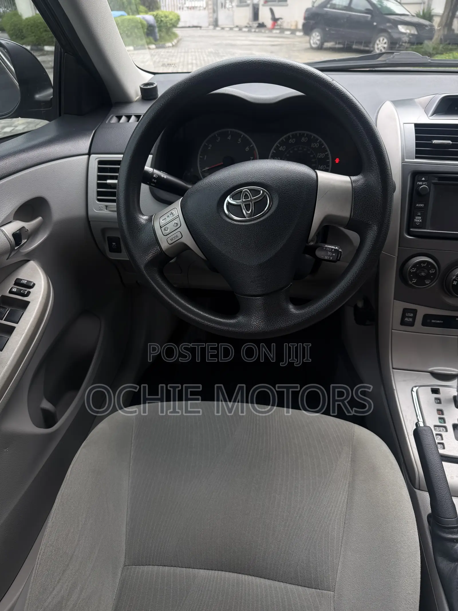 Toyota Corolla 2013 Gray