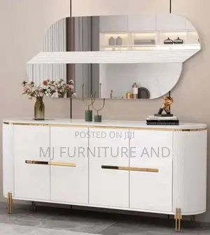 Consul Mirror With Table