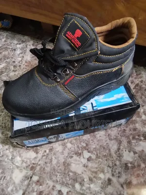 Armstrong Safety Boot