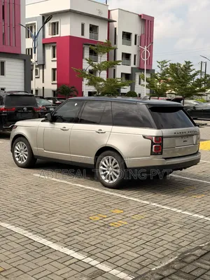Land Rover Range Rover 2020 Gold